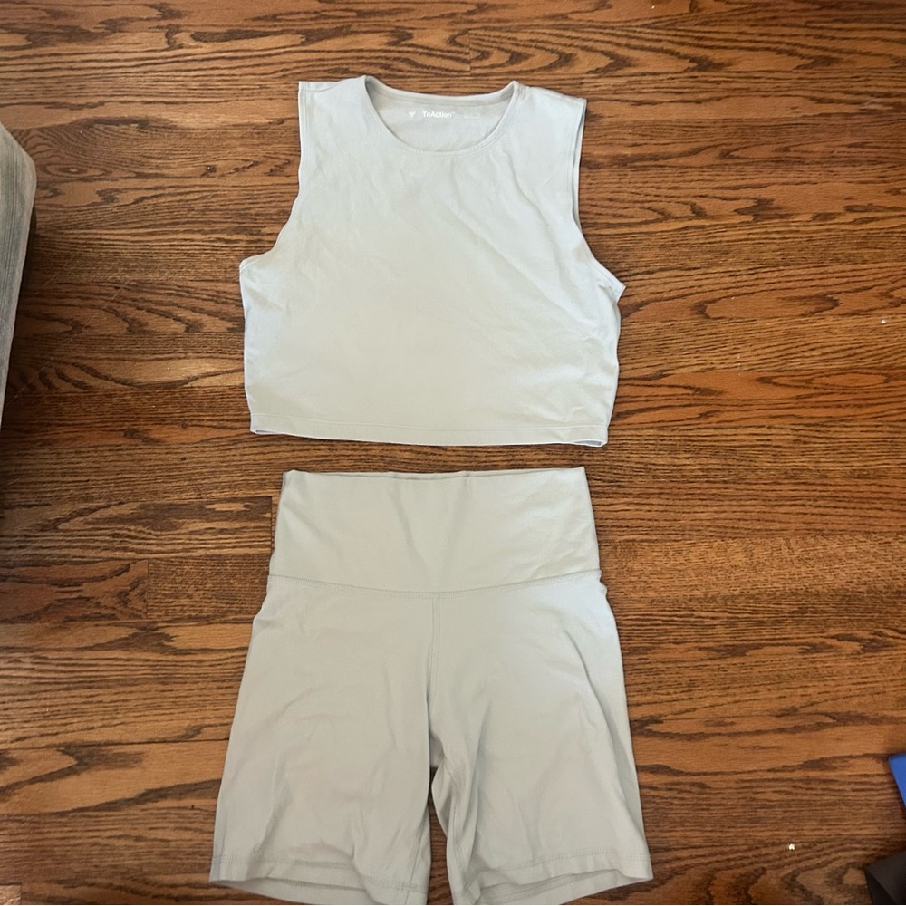 Aritzia Seafoam Butter Workout Set